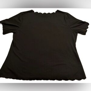 Elegant Black Scalloped Women's Top 2X like new!